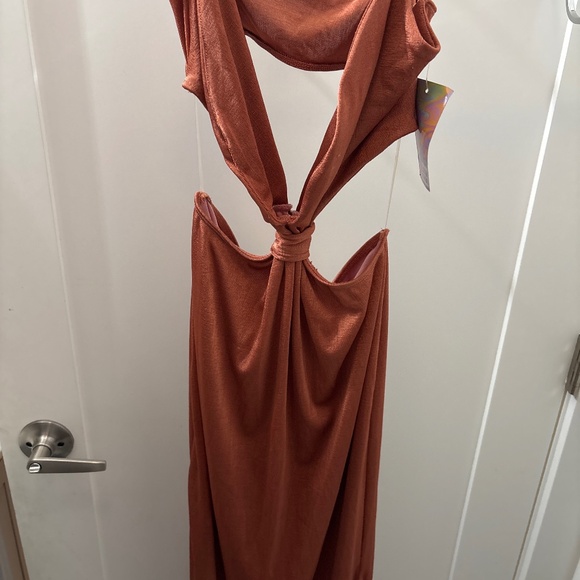 Liz and Sara Dresses & Skirts - Dress